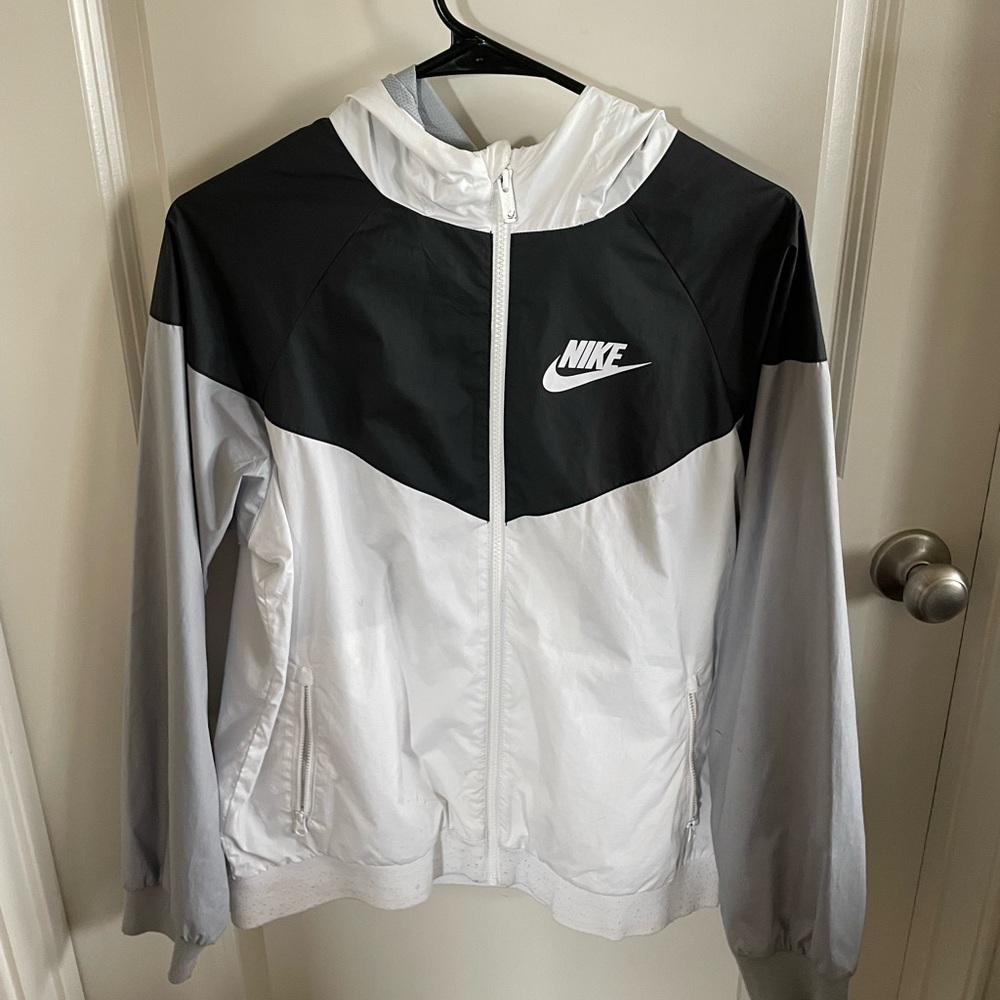 Men’s Nike wind breaker